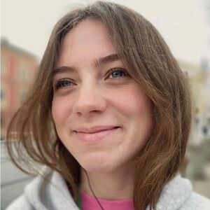 Meet your Posher, Stephanie